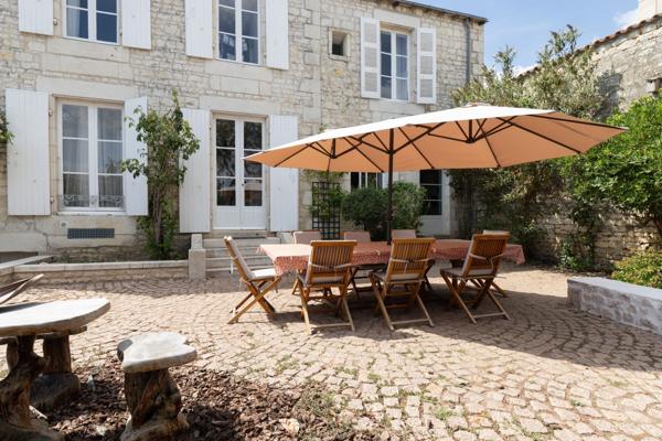 Vente Maison de maître Luçon 6 Pièces 280 m²