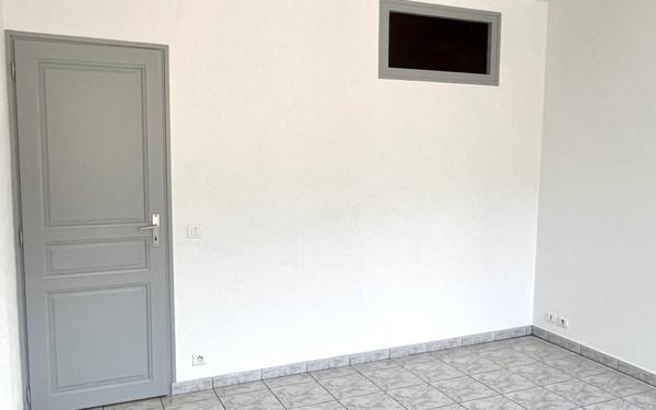 Appartement à louer    2 pièces •  La Roche-sur-Foron