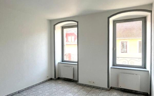 Appartement à louer    2 pièces •  La Roche-sur-Foron