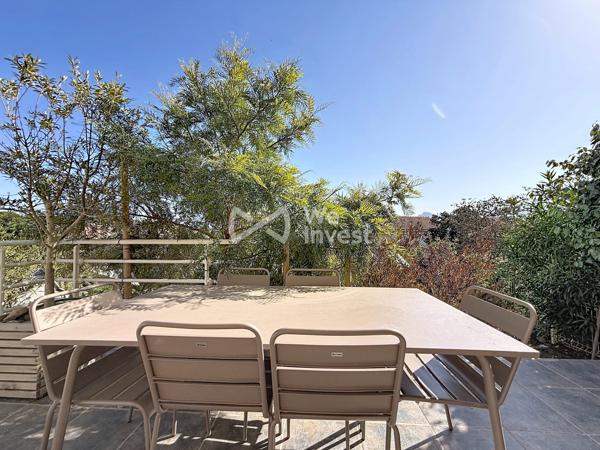 Appartement lumineux avec jardin vue citadelle