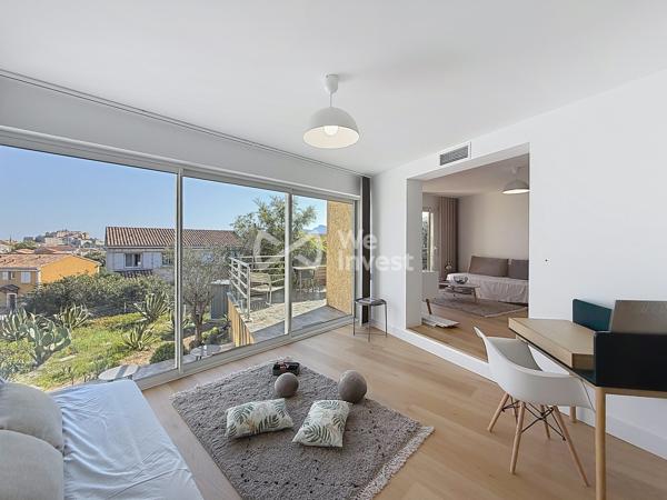 Appartement lumineux avec jardin vue citadelle