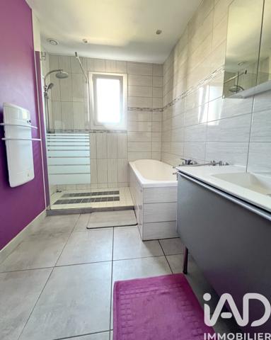 Maison à vendre 7 pièces 140 m² Mézangers