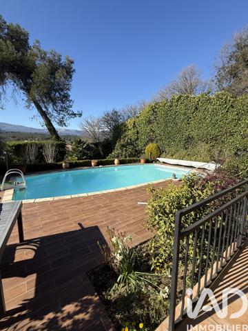 Maison à vendre 8 pièces 237,69 m² Valbonne