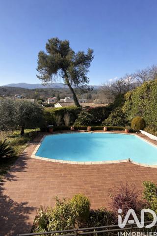 Maison à vendre 8 pièces 237,69 m² Valbonne