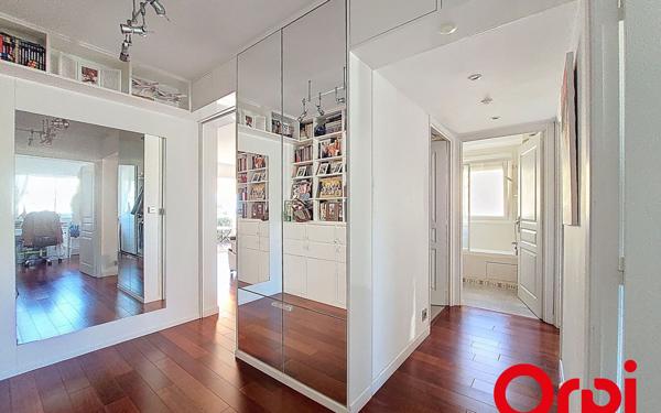 Appartement à vendre    4 pièces • 123 m2 Saint-Laurent-du-Var