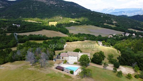 Demeure d'exception XVe siècle rénovée – 2,5 ha – Vue Panoramique – Proche Digne-les-Bains