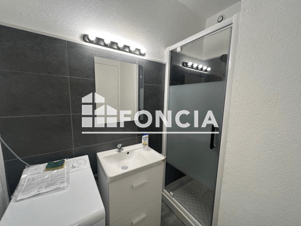 Location Studio meublé 24.02 m² - 24 RUE DU MOULIN Charleville Mezieres 08000