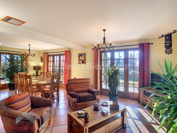  Maison de grande qualité St Avre 73130