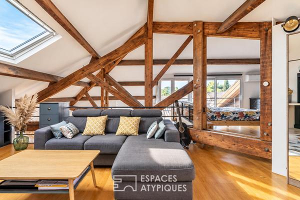 Ancien chai réhabilité en loft avec terrasse tropézienne