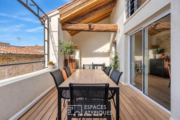 Ancien chai réhabilité en loft avec terrasse tropézienne