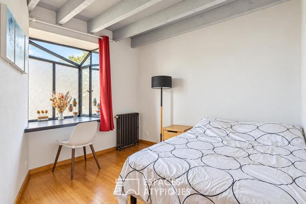 Ancien chai réhabilité en loft avec terrasse tropézienne
