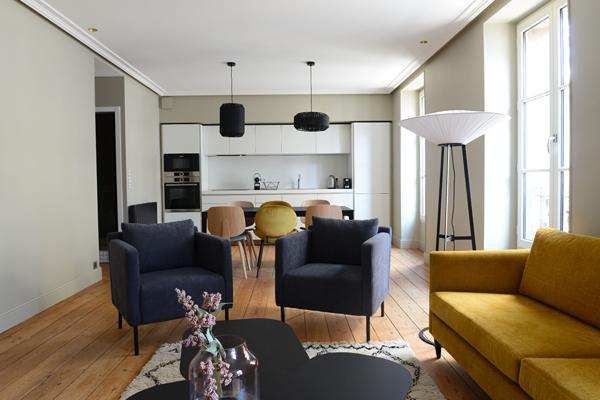 ARCHITECTURE SUBLIMÉE - APPARTEMENT RÉNOVÉ AU JARDIN PUBLIC - Bordeaux