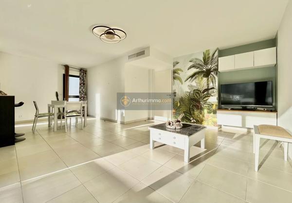 Vente Appartement 3 pièces 71 m2 à Saint-Aygulf