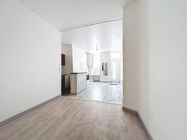 Nantes Centre Ville - Cathédrale - T1bis et cave