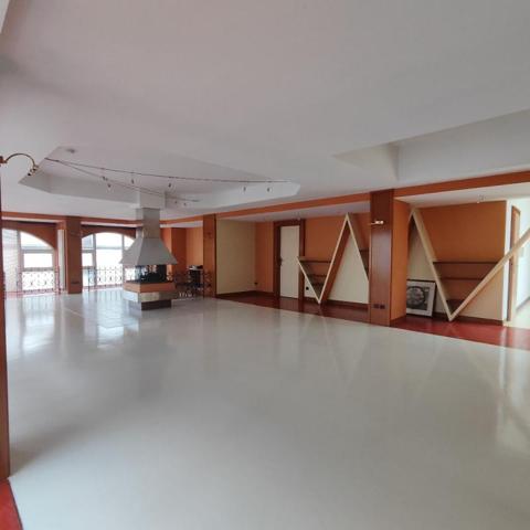 Belfort centre 90000 : Appartement 6 pièces 344 m2 avec grand garage