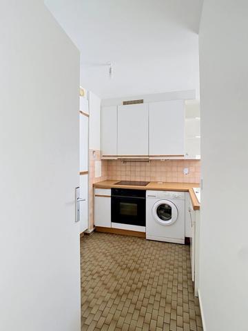 PORTE DOREE - BOIS DE VINCENNES - T4 (2 chambres) avec LOGGIA + PARKING + CAVE