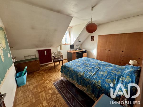 Maison à vendre 6 pièces 118 m² Gometz-le-Châtel