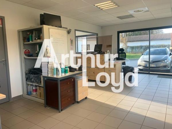 Bureaux Prêts à l'Emploi • 185 m² Carrez • Belmont-Tramonet (73330)
