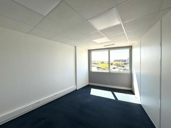 POITIERS SAINT BENOIT - BUREAUX NEUFS A LOUER SECTEUR POLYCLINIQUE - 184 m²