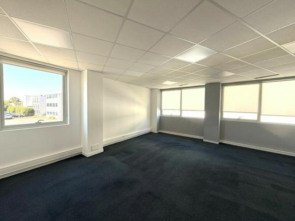 POITIERS SAINT BENOIT - BUREAUX NEUFS A LOUER SECTEUR POLYCLINIQUE - 184 m²