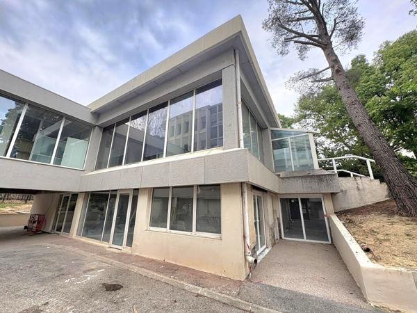 Bureaux PMR avec accès indépendant à louer - 2ème Prado -13008 Marseille