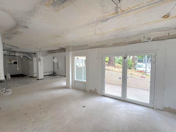 Bureaux PMR avec accès indépendant à louer - 2ème Prado -13008 Marseille