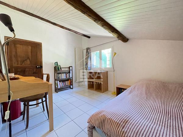 Superbe maison en pierre de caractère avec vue secteur de SISTERON