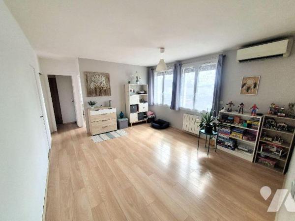 Maison à Vendre à Dordives (45680) en Loiret (45)

Cette maison d'environ 125 m² est située s...