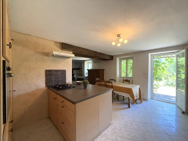 MAISON DE CARACTERE Saint barthelemy de bussiere
