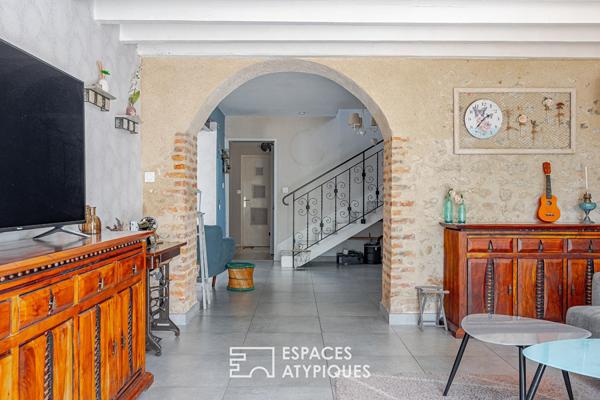 Maison avec piscine et dépendances