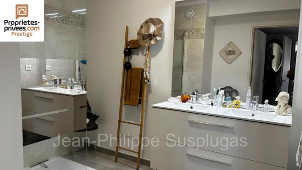 Proche Sanary exceptionnelle vue mer appartement 3 pièce(s) 101 m2