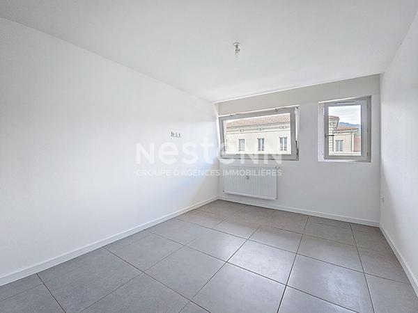 Appartement Studio de 28 .75 m2 AIX LES BAINS - quartier de la gare - proche toutes commodités