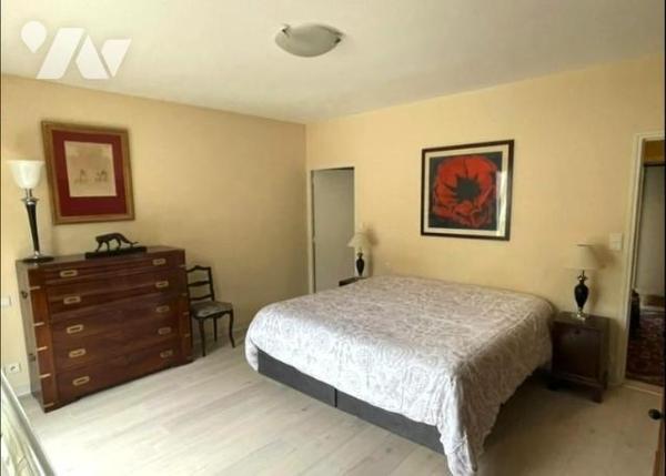 NANTES MELLINET - MAISON AVEC GARAGE - PISCINE - APPARTEMENT INDEPENDANT