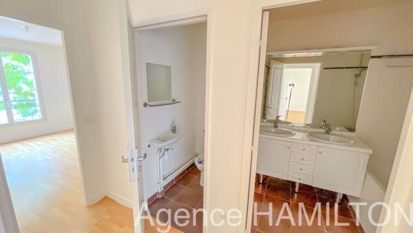 Appartement 5 pièces, 114 m2 avec parking en plein coeur de Garche village Garches