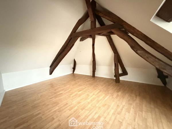 Immeuble 341 m² à Laon 02000