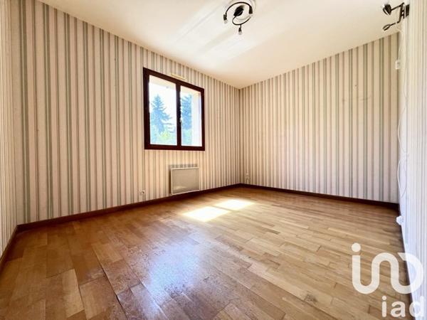 Maison 4 pièces de 105 m² à Saint-Jacques-de-la-Lande (35136)