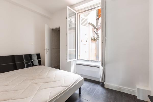 Appartement Paris 2 pièce(s) 28 m2