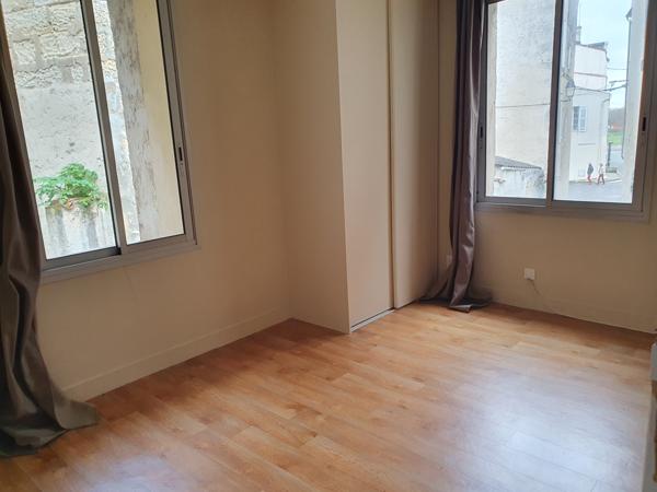 Maison  3 pièce(s)  2 chambre(s)  60 m²