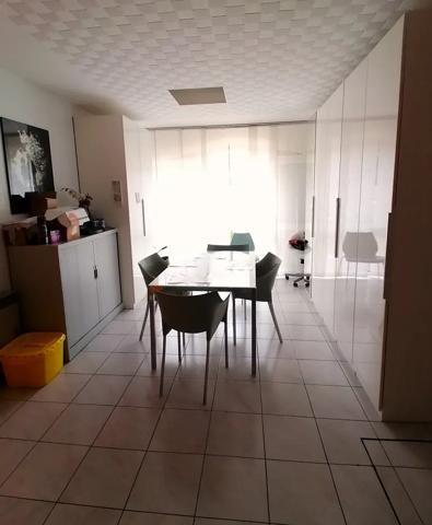 LOCAL COMMERCIAL A TRANSFORMER EN APPARTEMENT