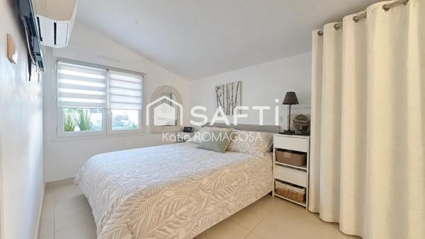 Envie de profiter de Saint-Cyprien à pied ? Cet appartement coche toutes les cases !