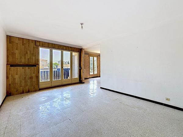 Bel appartement Avignon 3 pièces 71 m2 cave et parking