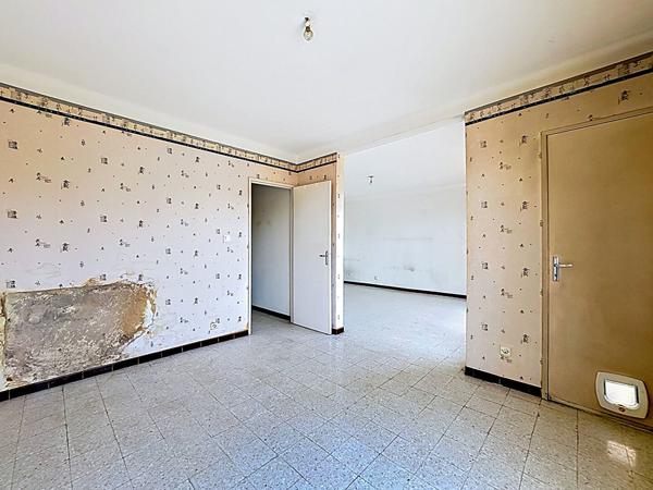 Bel appartement Avignon 3 pièces 71 m2 cave et parking