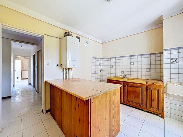 Bel appartement Avignon 3 pièces 71 m2 cave et parking