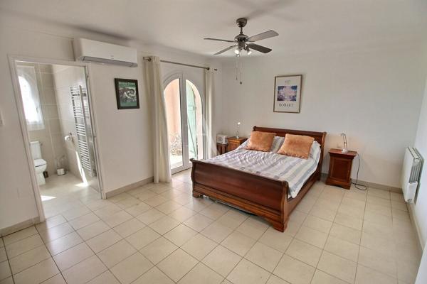 Villa 4 pièce(s) 150 m2