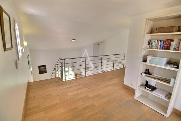 Villa 4 pièce(s) 150 m2