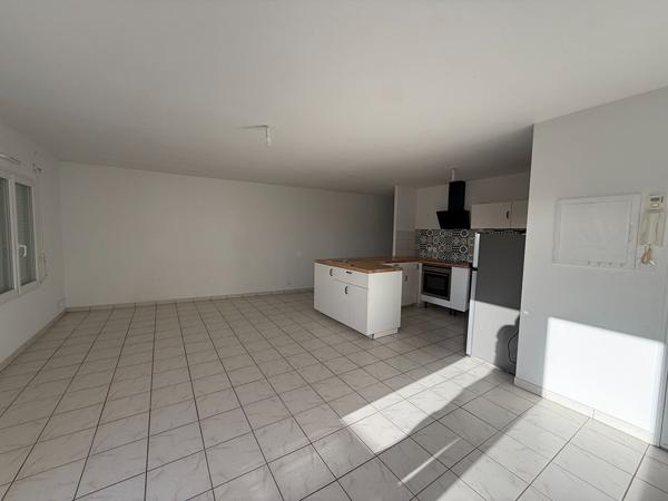 Immeuble Saint Hilaire De Riez 14 pièce(s) 304 m2
