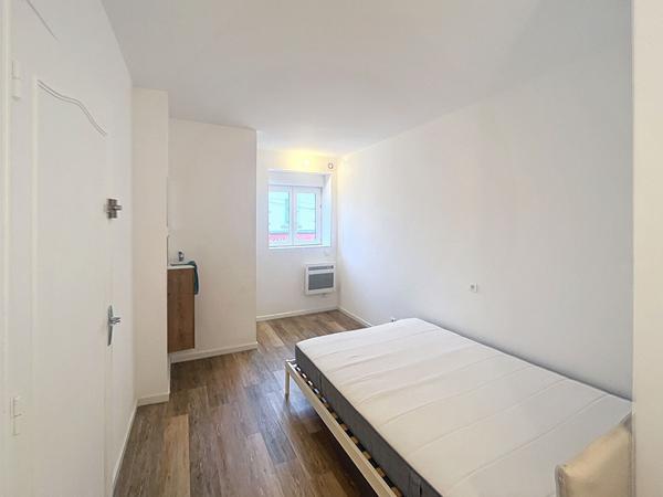 A VENDRE Maison spacieuse à vendre à Angers - Idéale pour investisseurs !