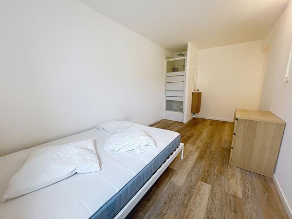 A VENDRE Maison spacieuse à vendre à Angers - Idéale pour investisseurs !