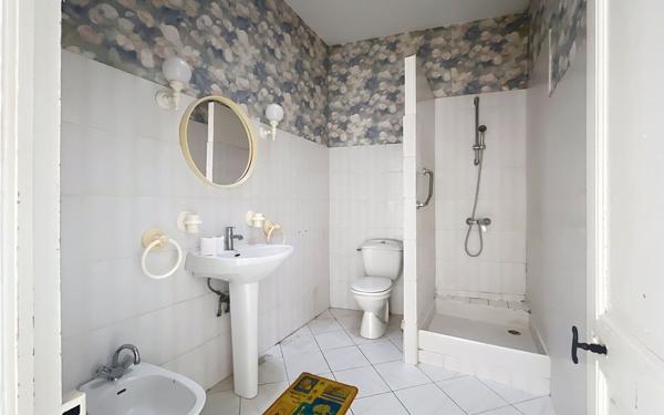 Maison à vendre    3 pièces •  La Rochelle