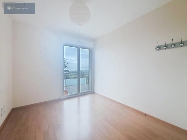 Appartement à vendre à Challex dans l'Ain (01630), ref : 01047-757